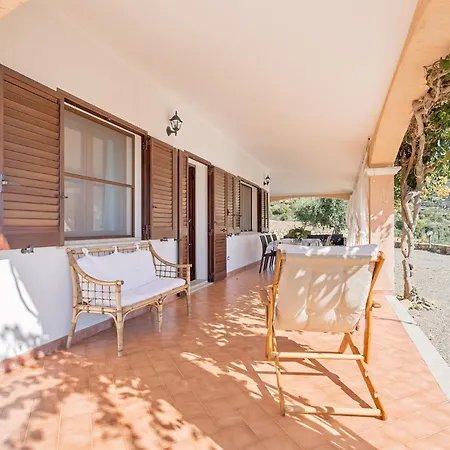 Domu Elgive Holiday home