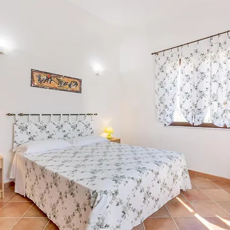 Domu Elgive Holiday home Tertenia